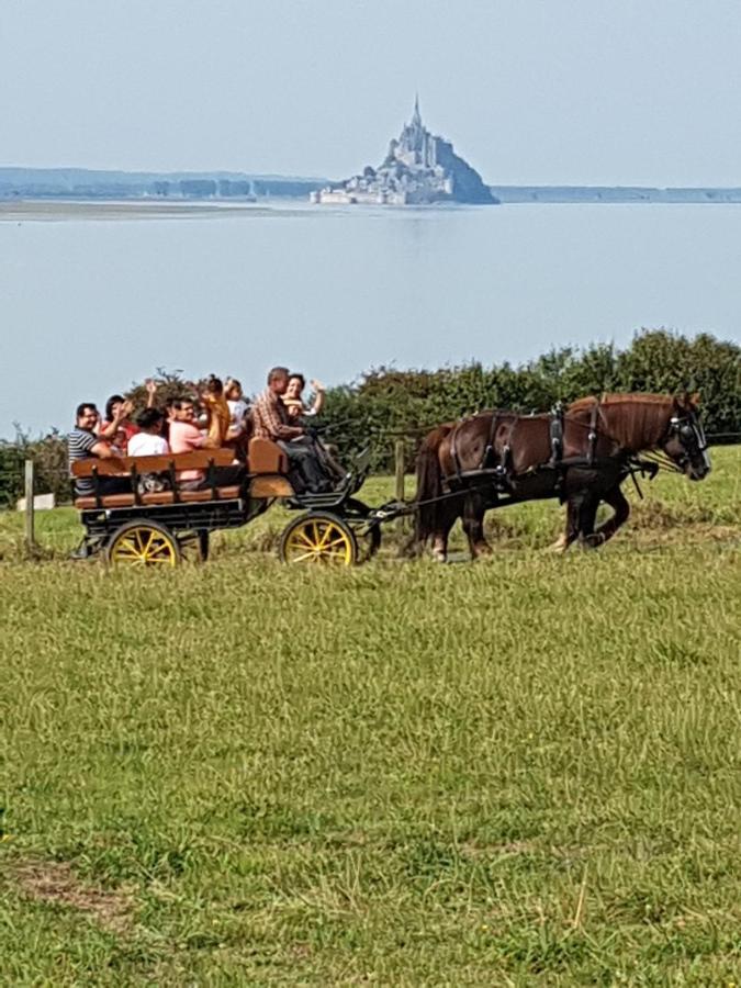 Champeaux Chez Jollyjune, A Moins D'Une Heure Du Mont Saint Michel المظهر الخارجي الصورة